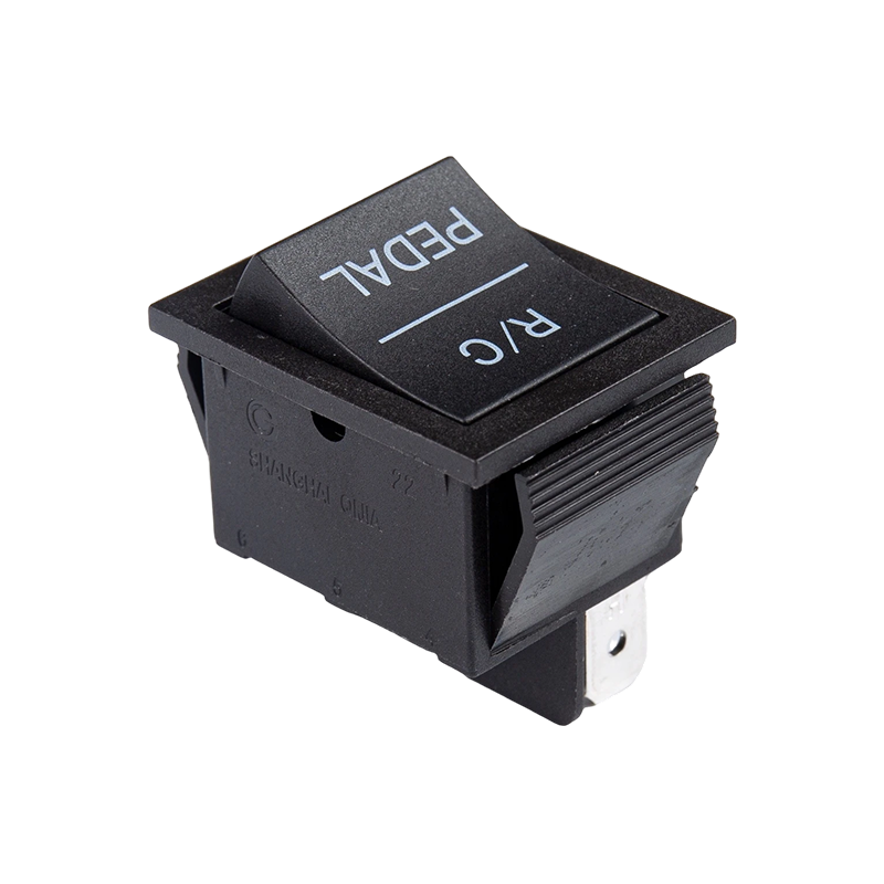 Kolískový spínač R11-212